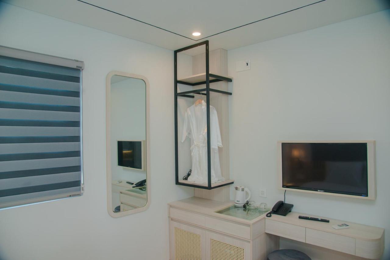 Y'S Sea House Hotel Куи Нхон Екстериор снимка
